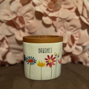 NWOT Rae Dunn - BRUSHES jar with wooden top. Watercolor floral.